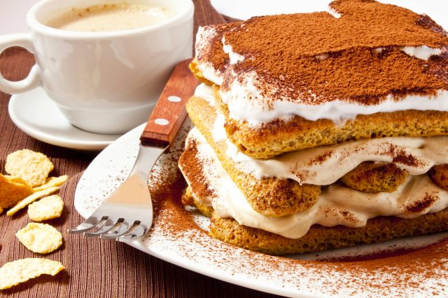 Tiramisu cake